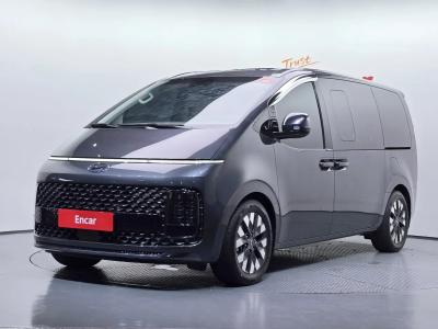 2023 Hyundai Staria