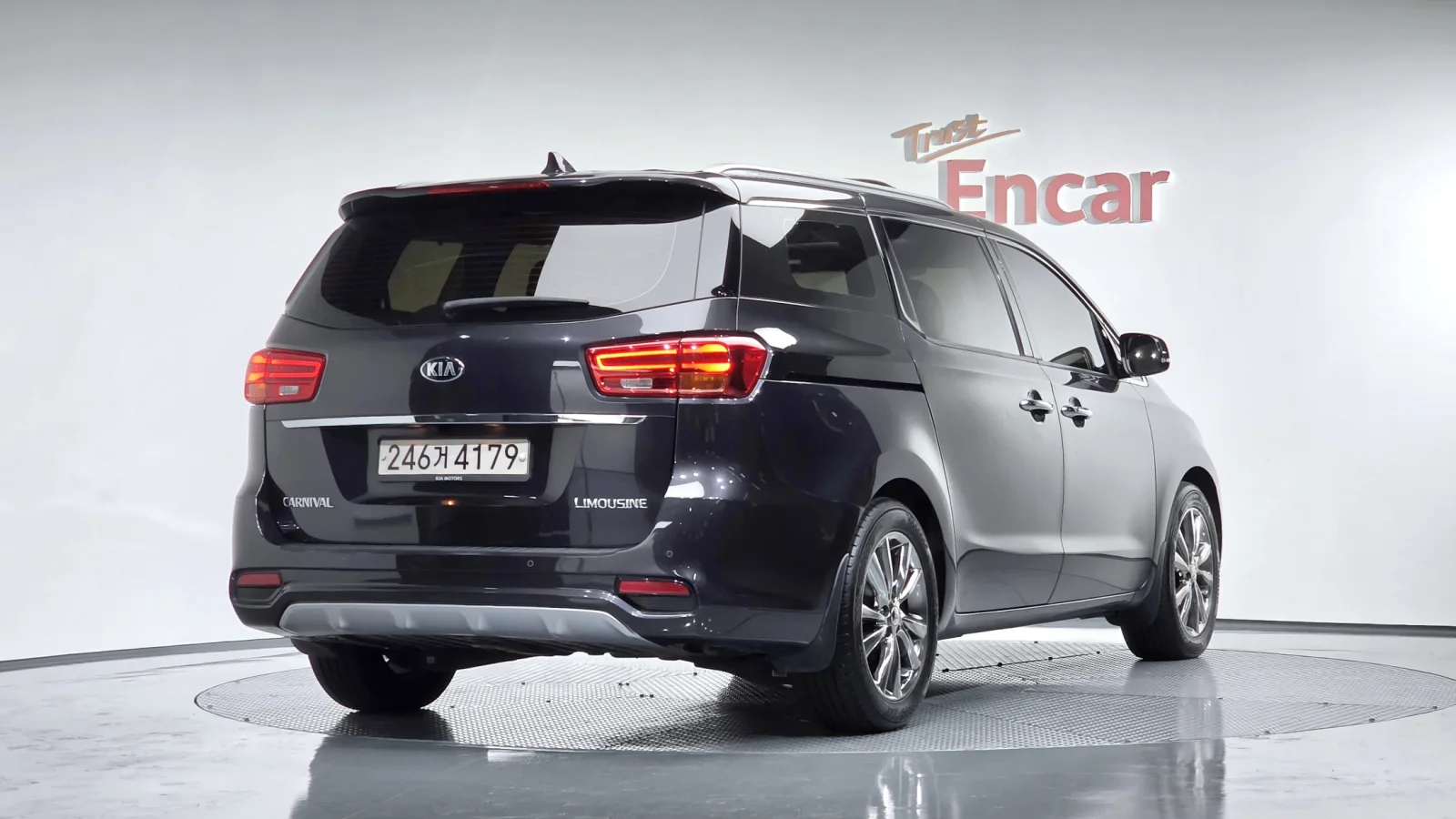 2019 Kia Carnival