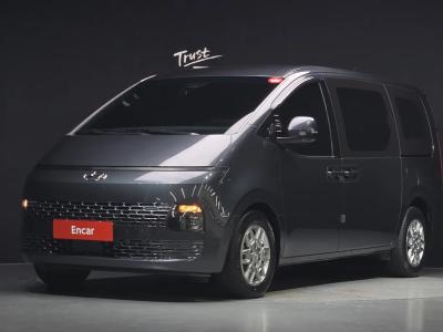 2024 Hyundai Staria