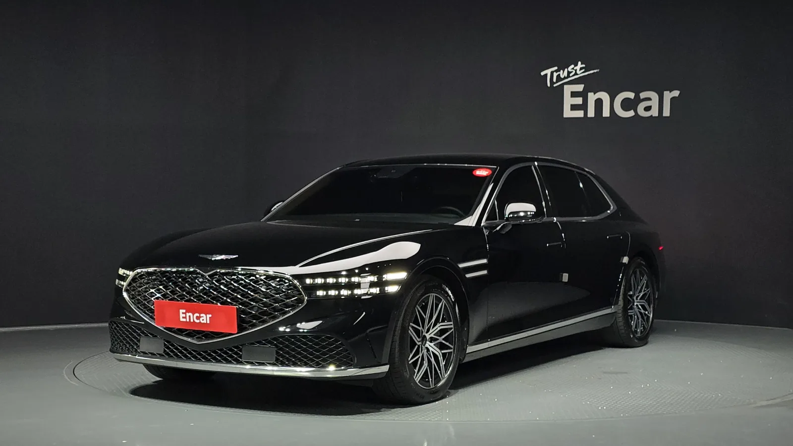 2022 Genesis G90