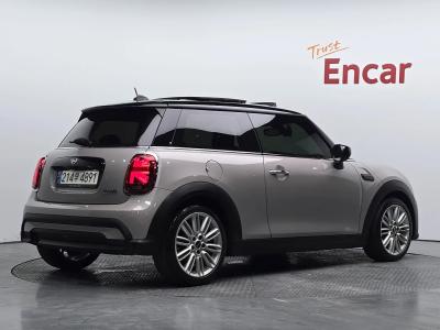 2022 MINI Cooper