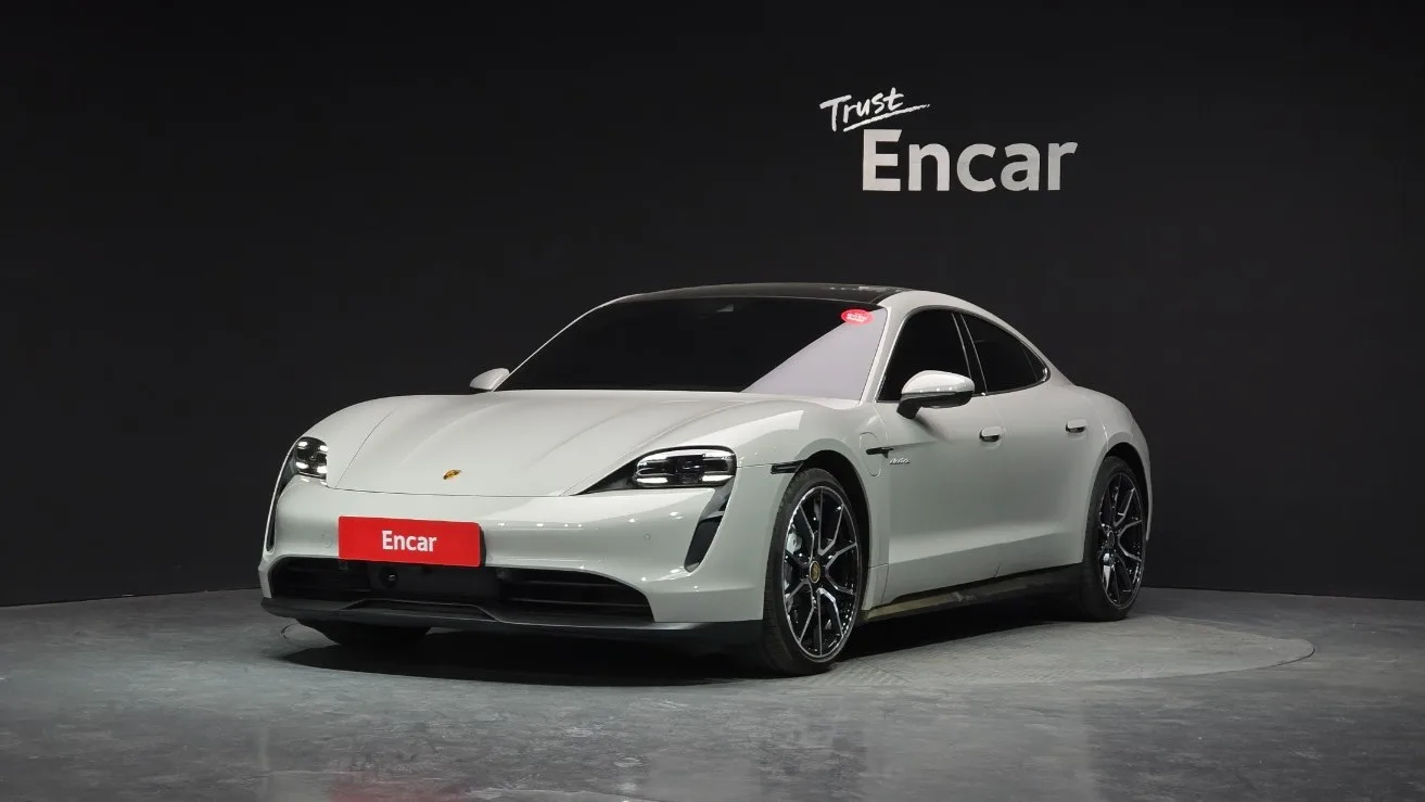 2024 Porsche Taycan