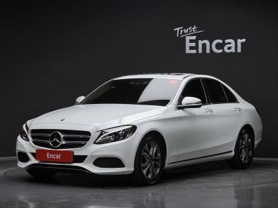 2017 Mercedes-Benz C-Class