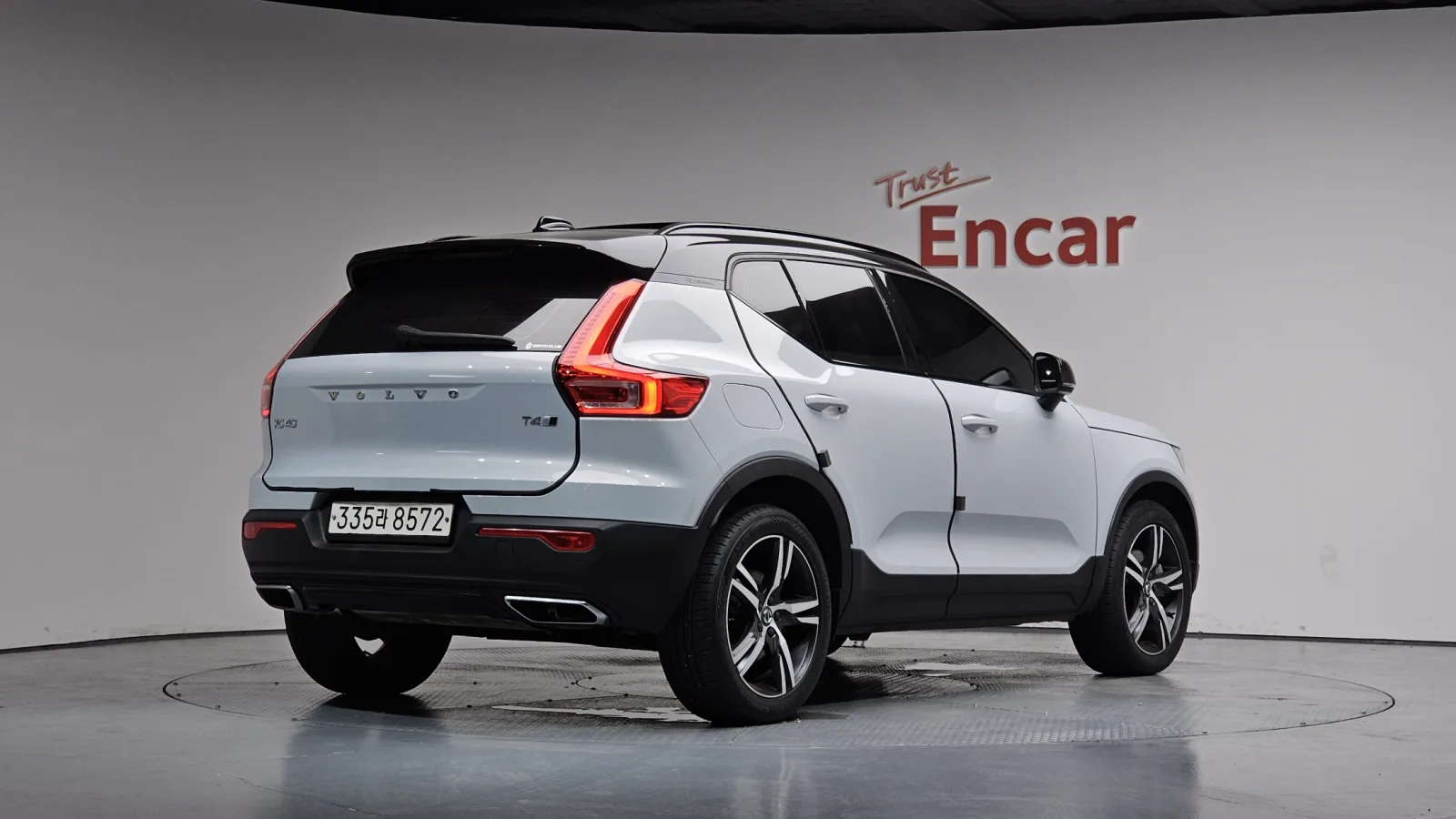 2020 Volvo XC40