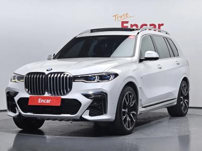 2021 BMW X7