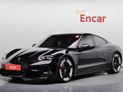 2026 Porsche Taycan