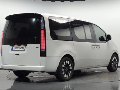 2025 Hyundai Staria