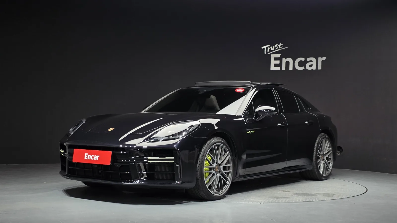 2026 Porsche Panamera
