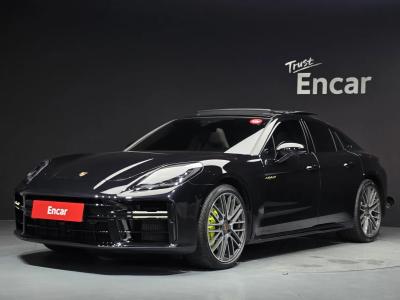 2026 Porsche Panamera