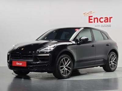 2023 Porsche Macan