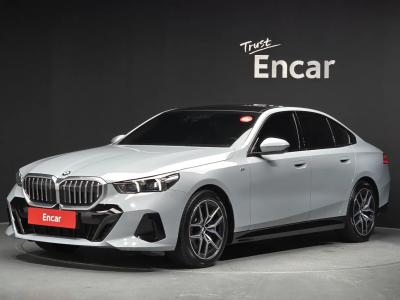 2025 BMW 5-Series