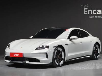 2025 Porsche Taycan