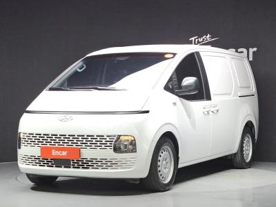 2023 Hyundai Staria