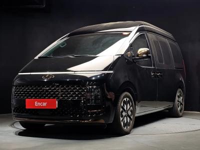 2022 Hyundai Staria