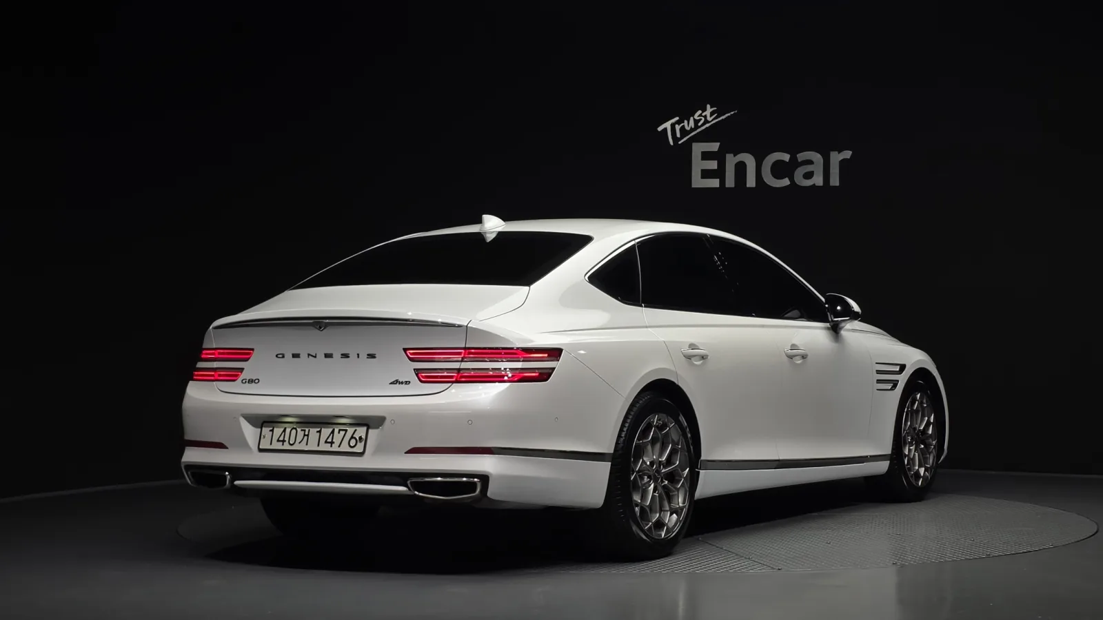 2022 Genesis G80
