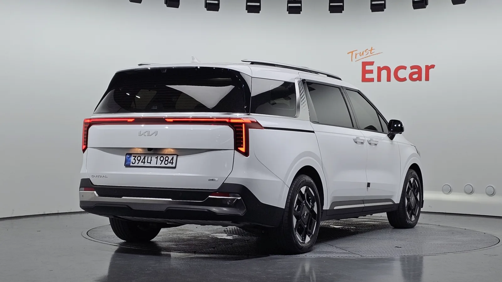 2025 Kia Carnival