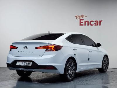 2020 Hyundai Elantra
