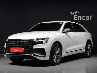 2022 Audi Q8