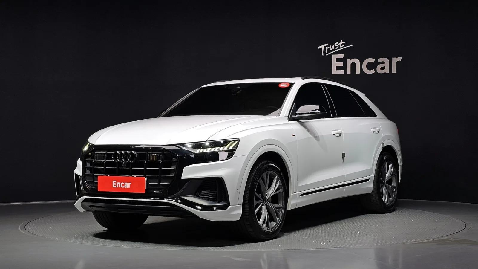 2022 Audi Q8