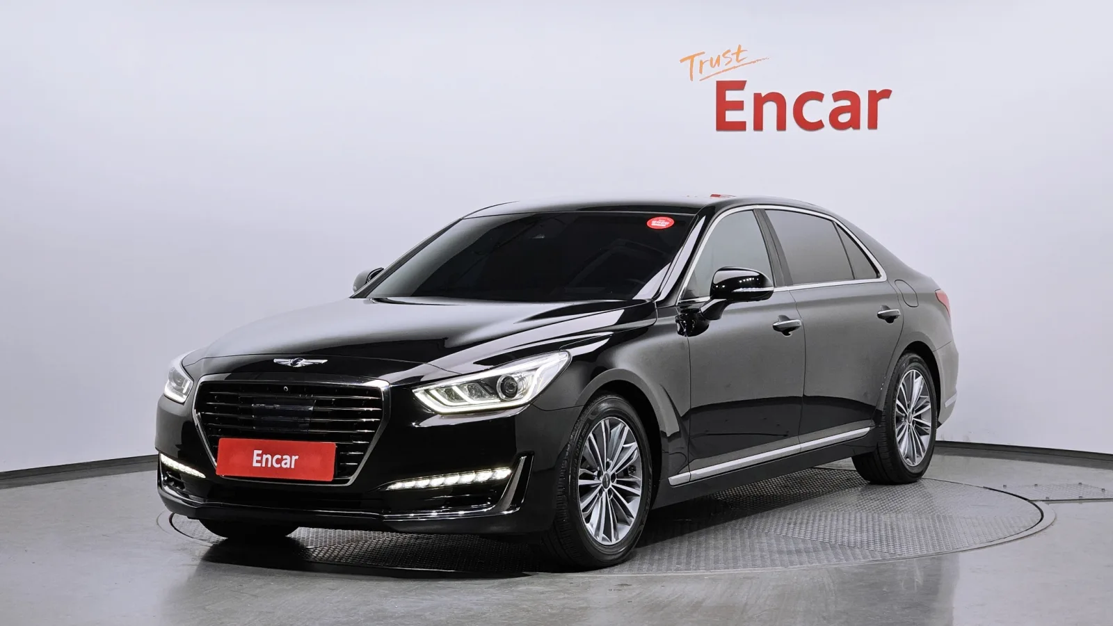 2016 Genesis EQ900