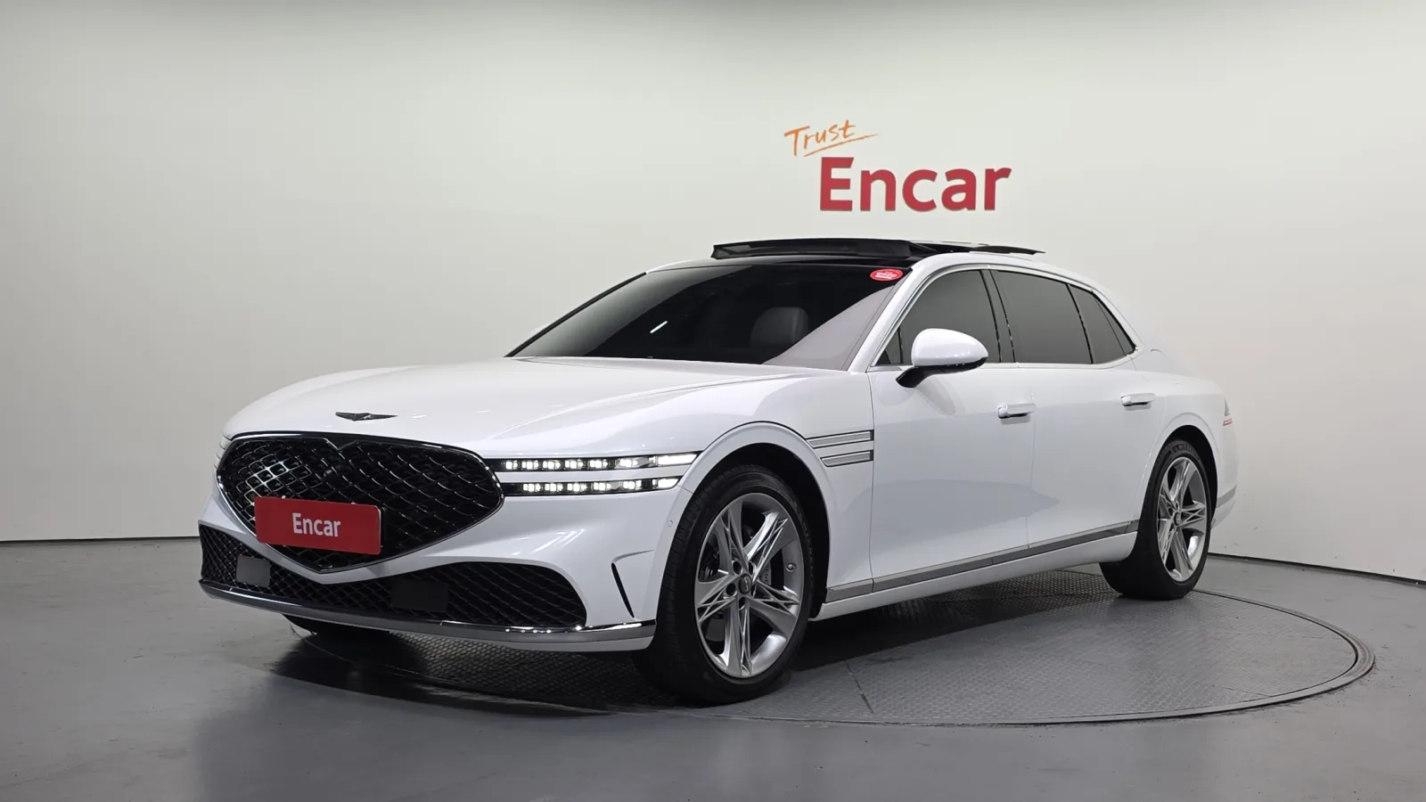 2022 Genesis G90