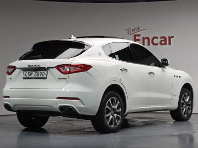 2018 Maserati Levante