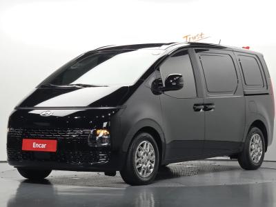 2023 Hyundai Staria