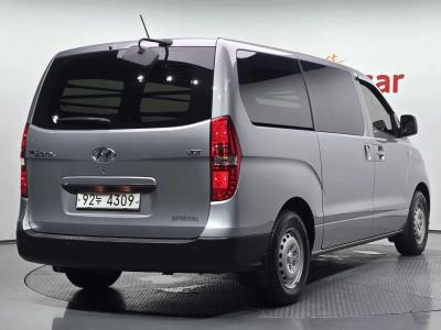 2020 Hyundai Starex