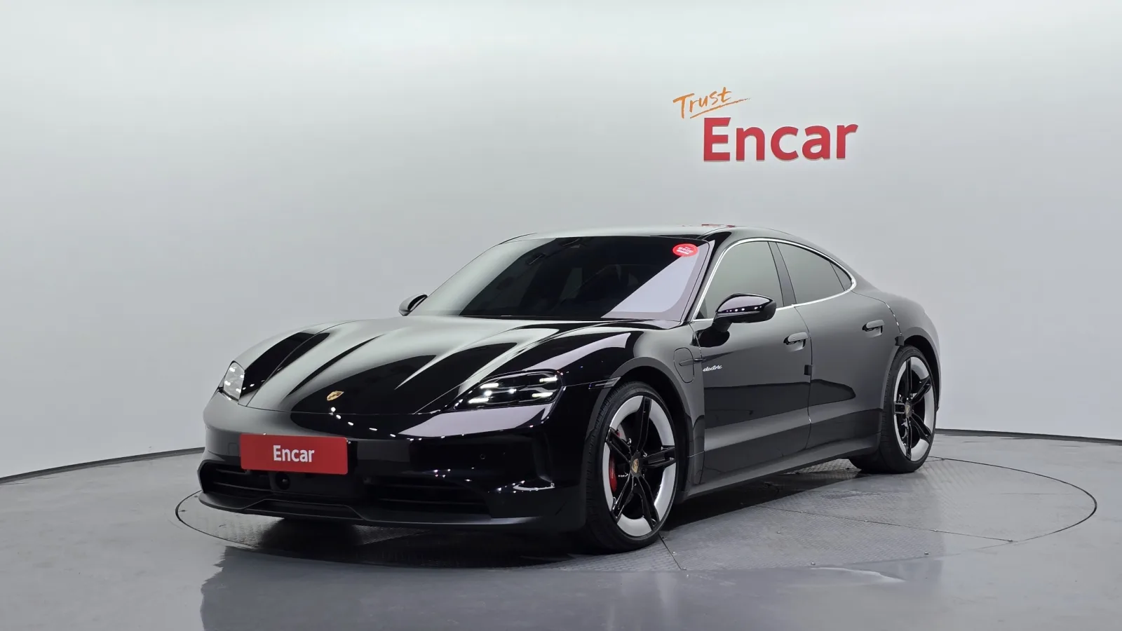 2025 Porsche Taycan