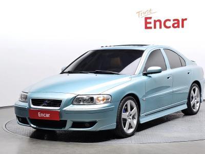2005 Volvo S60