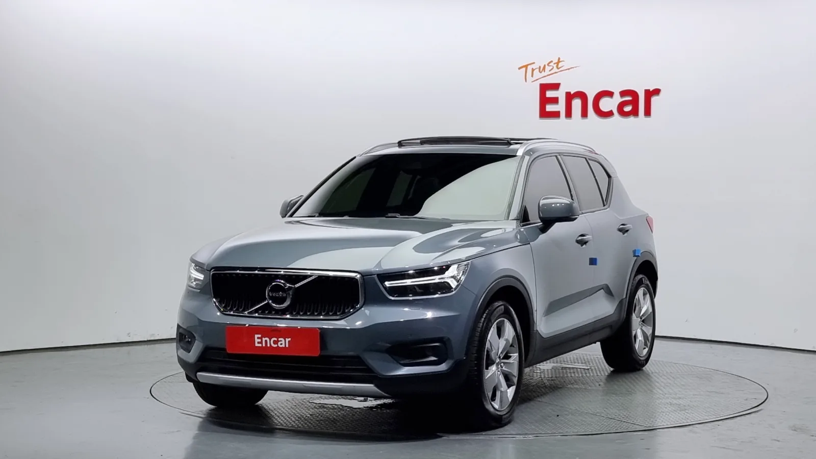2021 Volvo XC40