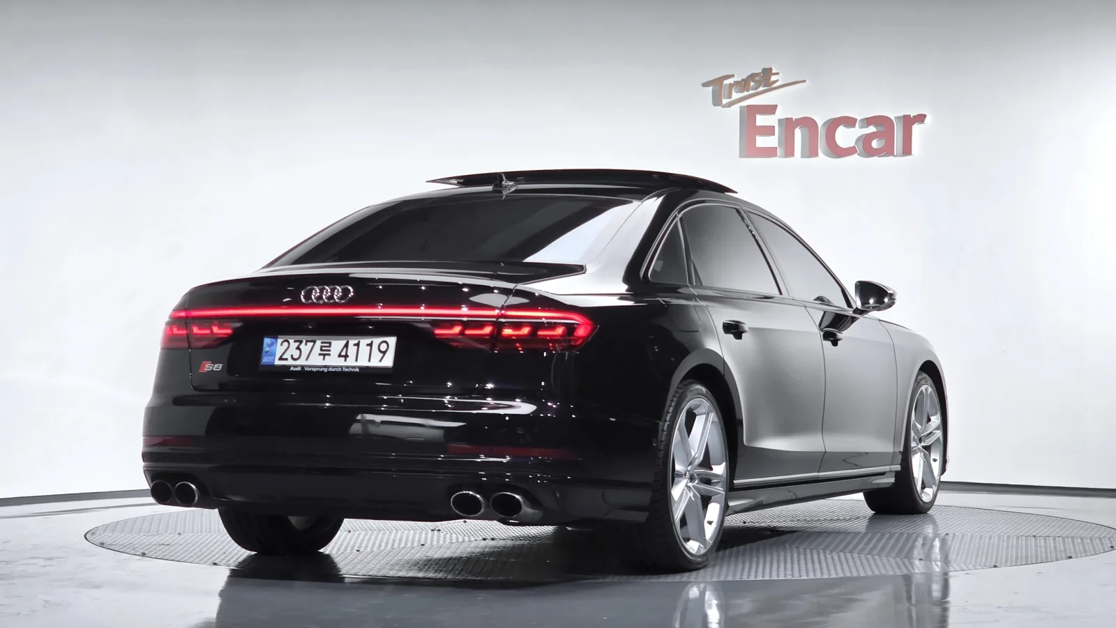 2020 Audi S8