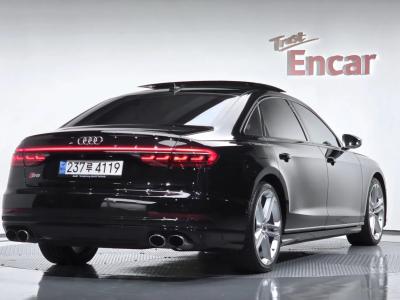 2020 Audi S8