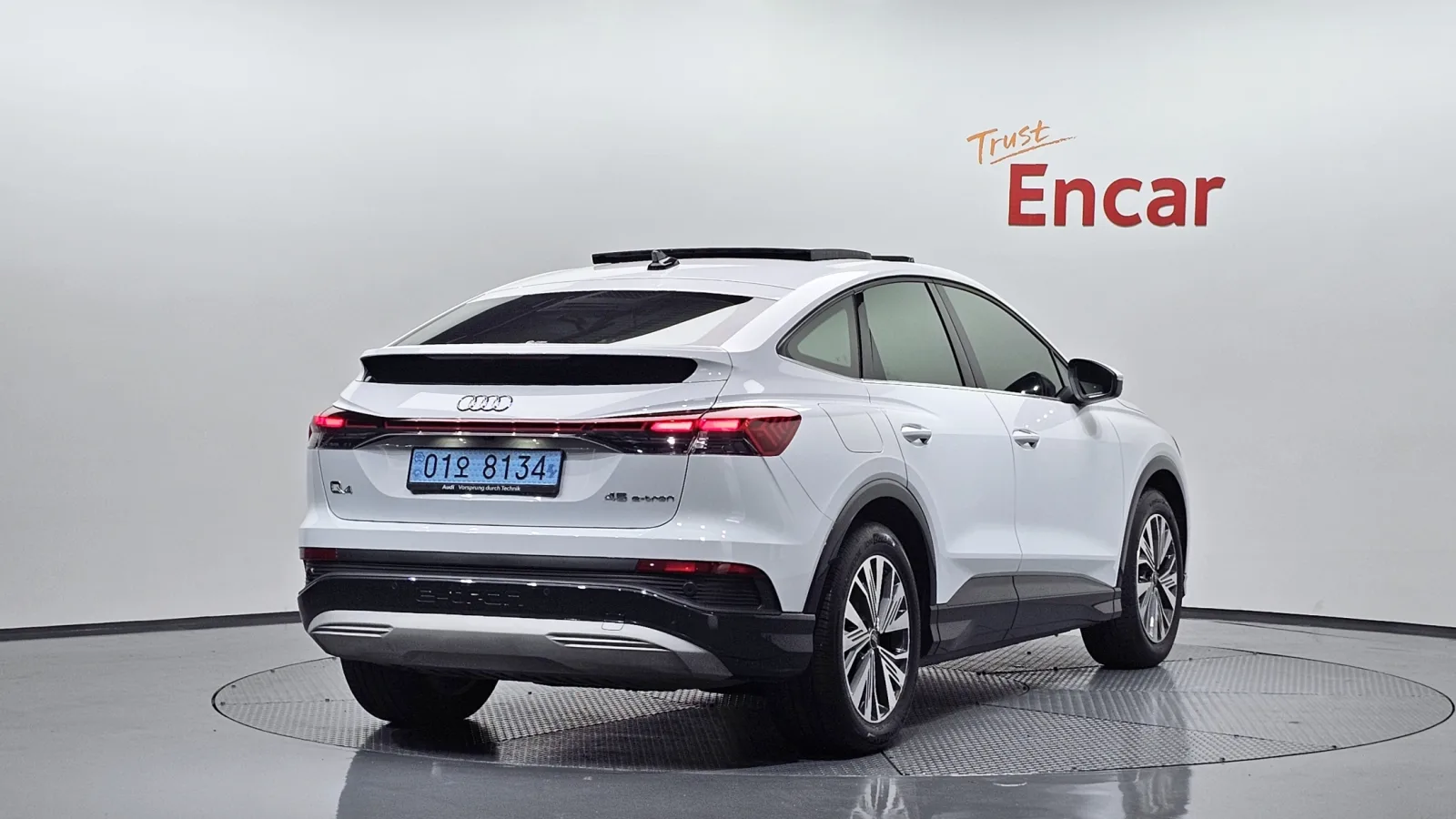 2025 Audi Q4 e-tron