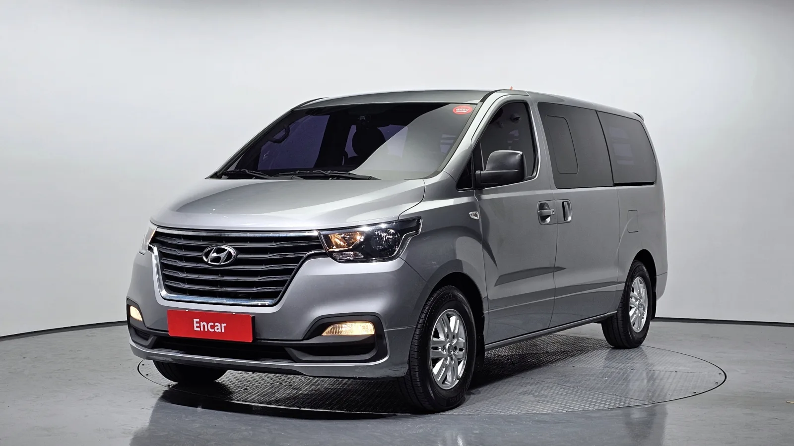 2019 Hyundai Starex