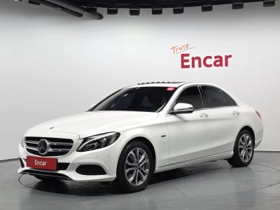 2018 Mercedes-Benz C-Class