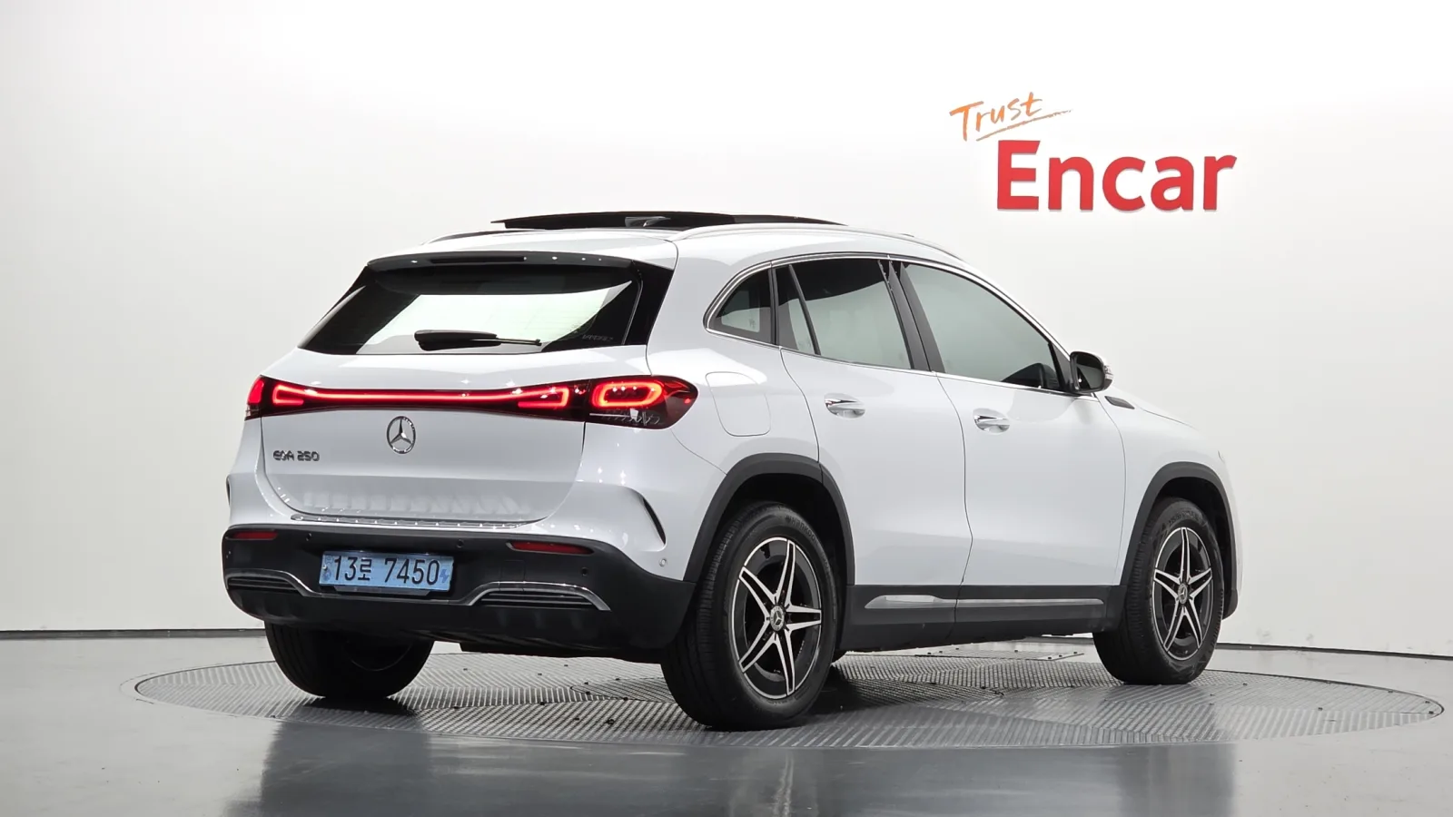 2022 Mercedes-Benz EQA
