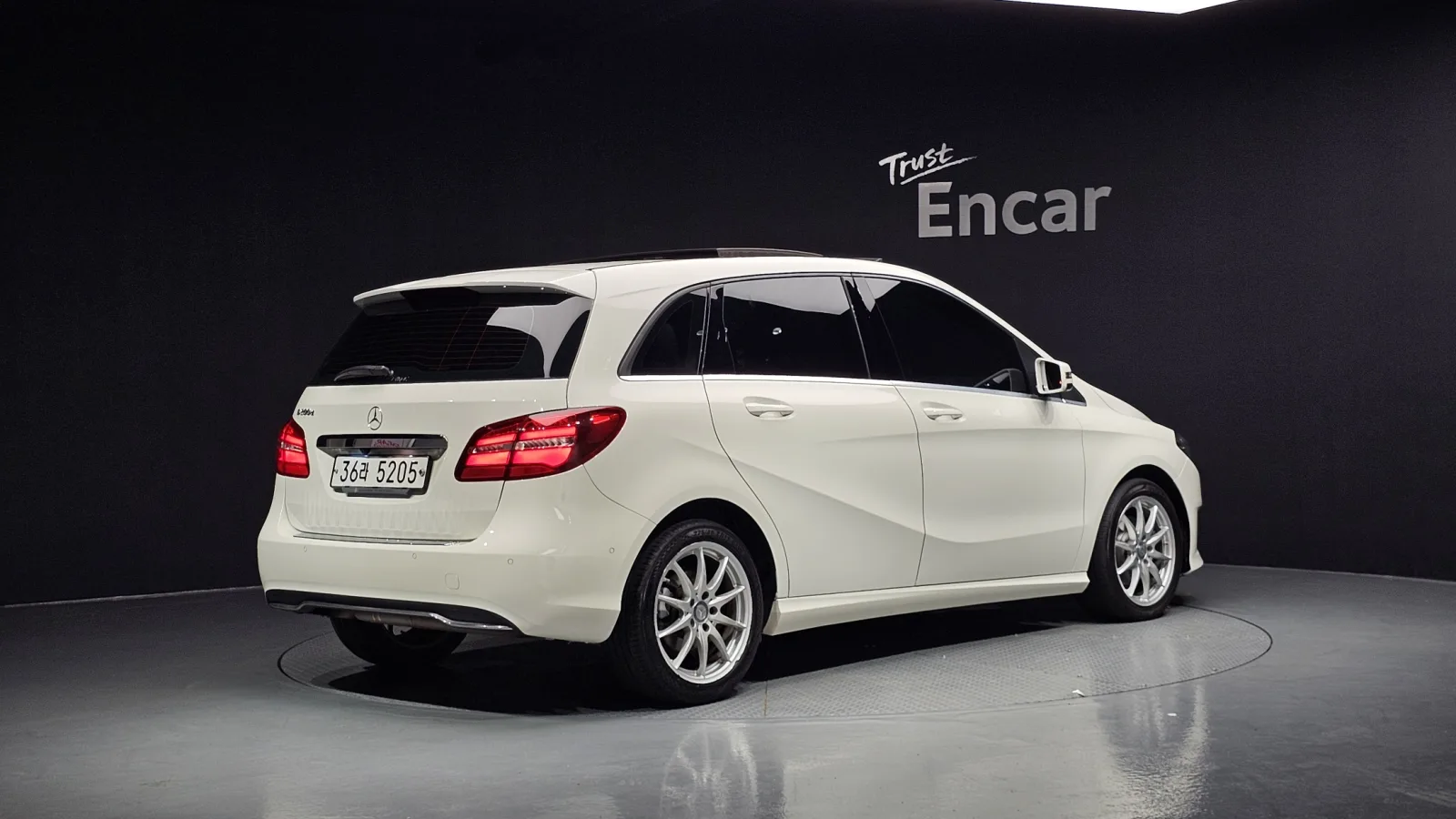 2017 Mercedes-Benz B-Class