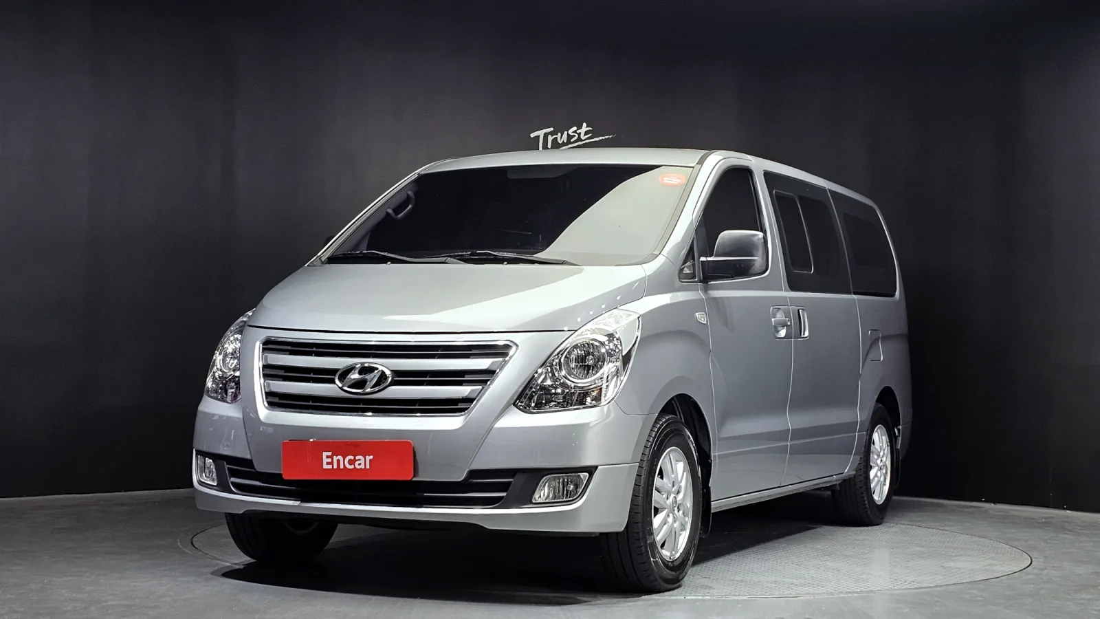 2017 Hyundai Starex