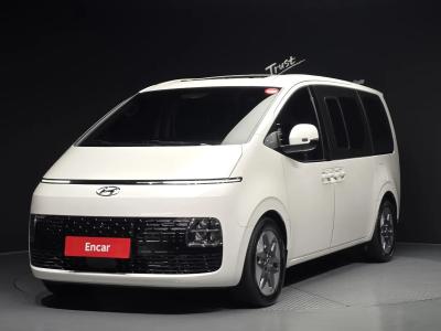 2022 Hyundai Staria