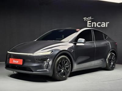 2025 Tesla Model Y