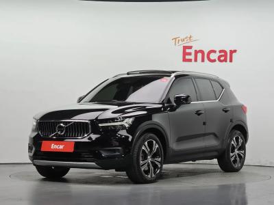 2021 Volvo XC40