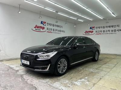 2016 Genesis EQ900