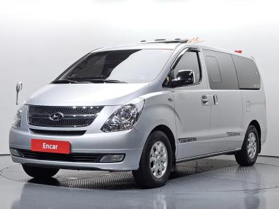 2010 Hyundai Grand Starex