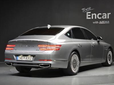2022 Genesis G80