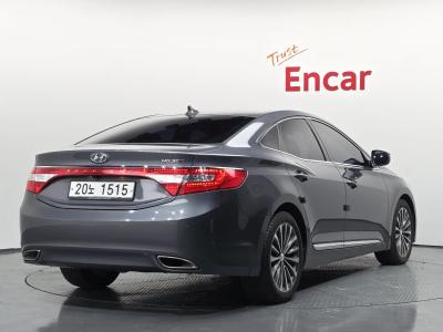 2013 Hyundai Grandeur