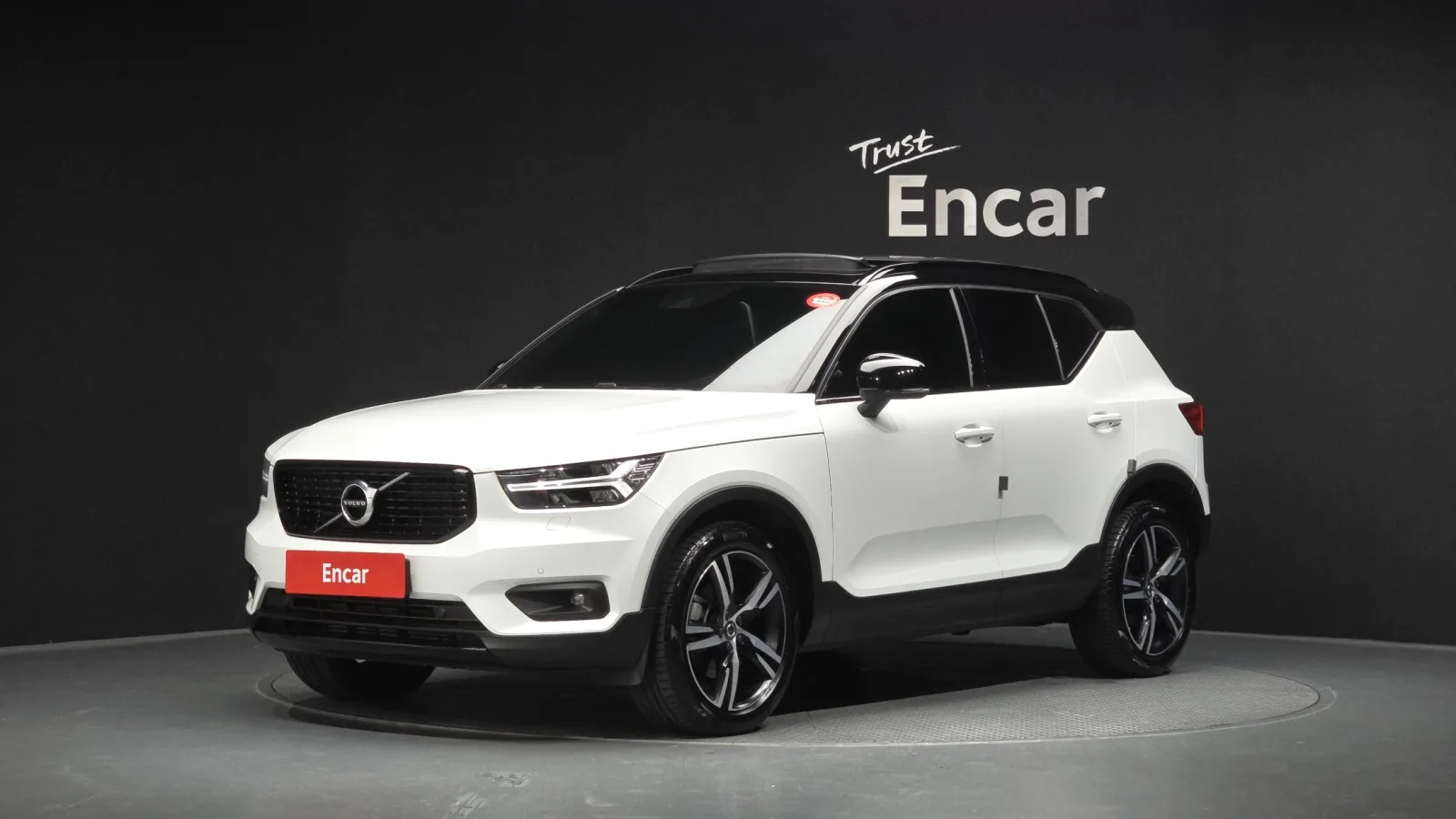 2020 Volvo XC40