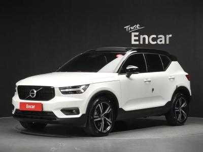 2020 Volvo XC40