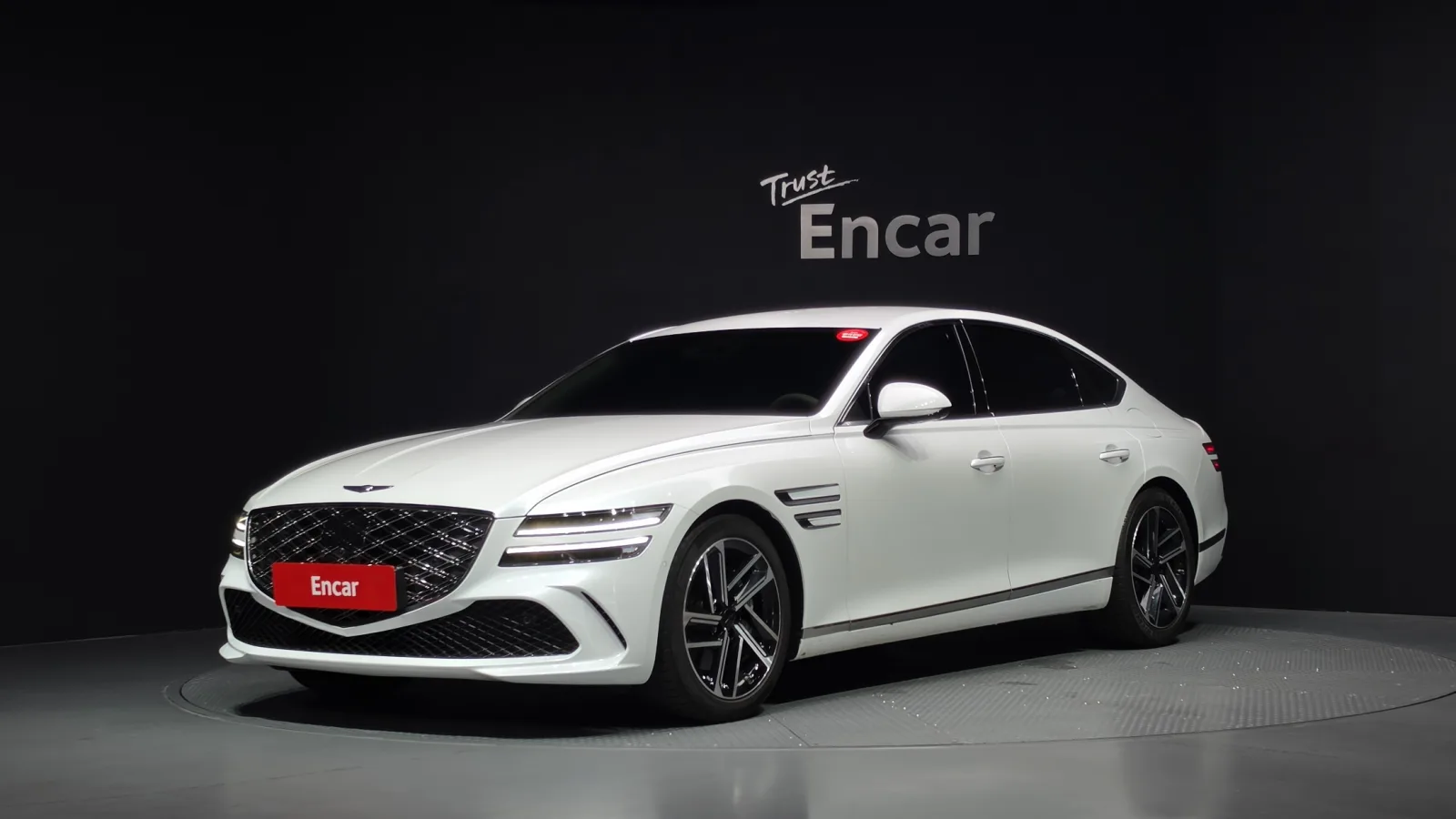 2025 Genesis G80