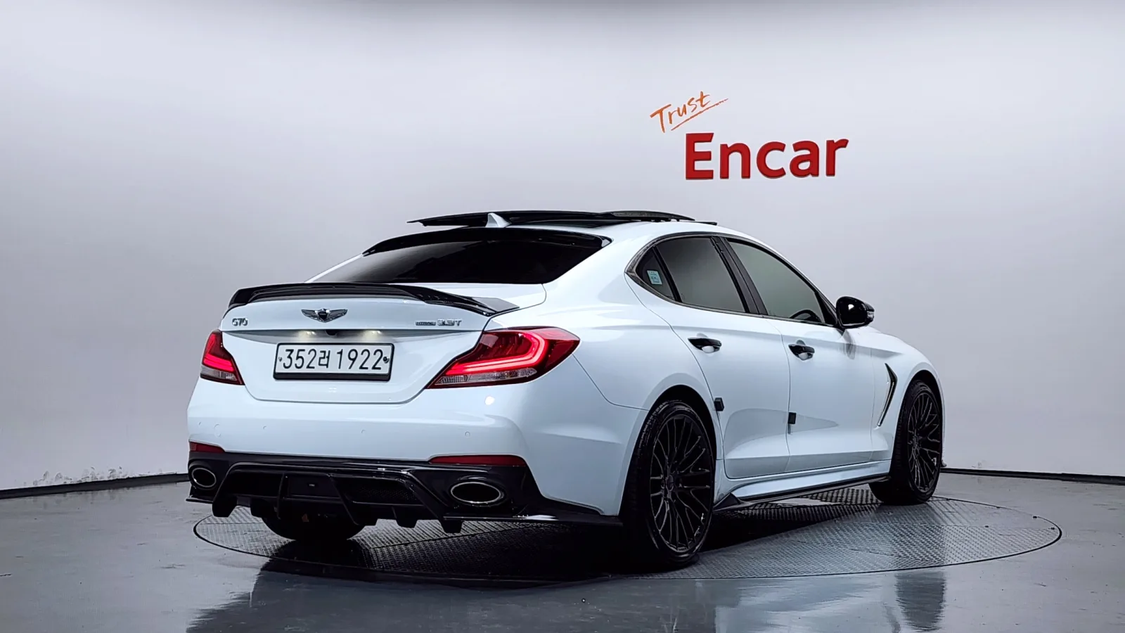2020 Genesis G70